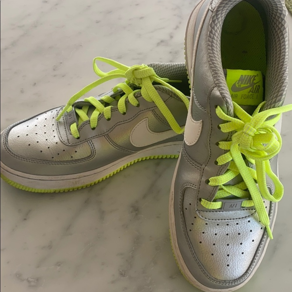 *RARE* Silver NIke Air Force 1